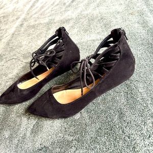 Dress fits with ankle wrapped lace